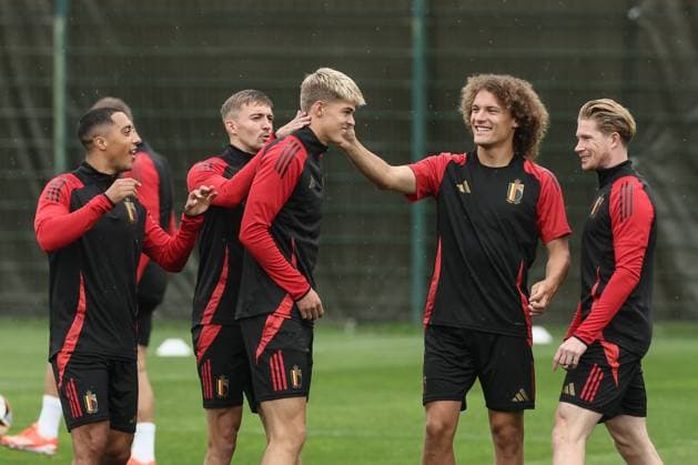 Belgium s Youri Tielemans, Belgium s Timothy Castagne, Belgium s Charles De Ketelaere, Belgium s Wout Faes and Belgium s Kevin De Bruyne pictured during a training session of Belgian national soccer team Red Devils, Friday 21 June 2024 in Cologne, Germany, during the UEFA EURO, EM, Europameisterschaft,Fussball 2024 European Soccer Championships. The Red Devils play in Group E at the Euro 2024 European Championships in Germany. BRUNOxFAHY  x94977254x