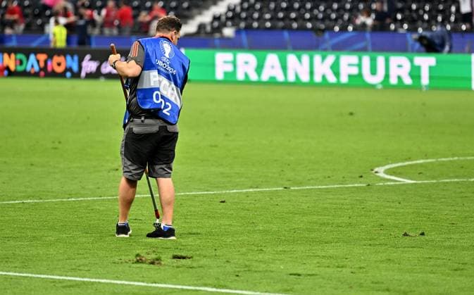 EURO 2024, Frankfurt turf attracts criticism