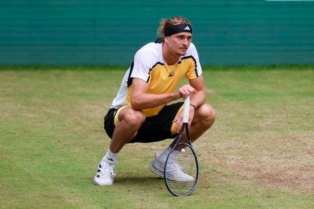Alexander Zverev Germany looks disappointed, TERRA WORTMANN Open 2024, Arthur Fils vs Alexander Zverev, Gerry Weber Stadium, 21 06 2024, Halle, Germany