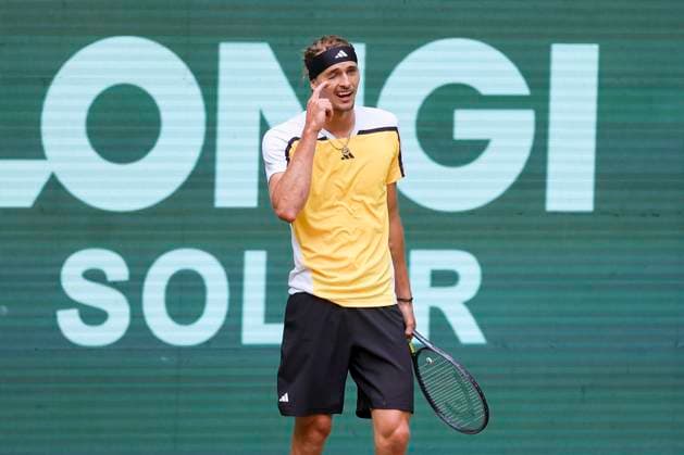 Alexander Zverev Germany looks disappointed, TERRA WORTMANN Open 2024, Arthur Fils vs Alexander Zverev, Gerry Weber Stadium, 21 06 2024, Halle, Germany