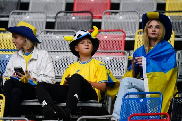GER: Slovakia v Ukraine. UEFA EURO, EM, Europameisterschaft,Fussball 2024 Ukraine fans during the UEFA Euro 2024 match between Slovakia and Ukraine, Group E date 2, played at Merkur Spiel-Arena on June 21, 2024 in Düsseldorf, Germany. kpng Copyright: xSergioxRuizx xPRESSINPHOTOx PS_240621_ESL_UCR_004