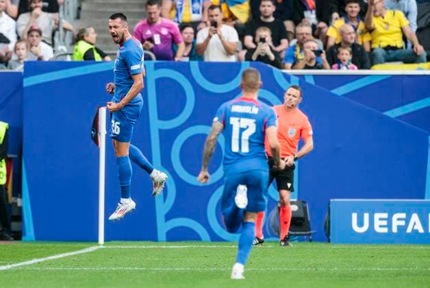 UEFA EURO 2024 Slovakia Ukraine 21 06 2024 Ivan Schranz Slovakia, 26 celebrates after scoring UEFA EURO 2024 Slovakia Ukraine Arena Düsseldorf, Düsseldorf on 21 06 2024 Copyright: xBEAUTIFULxSPORTS Meuselx