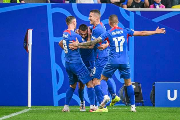 Goal celebration for 1 0 by Ivan Schranz 26 Slovakia , Slovakia vs Ukraine, Football, UEFA Euro 2024, Group stage, Matchday 2, 21 06 2024 Düsseldorf Nordrhein Westfalen Germany Copyright: xkolbert-press MarcxNiemeyerx