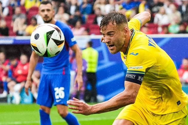 Andriy Yarmolenko Ukraine, 07 has his eye on the ball Düsseldorf 21 06 2024 Ukraine vs Slovakia, EURO2024 M21, Group E, EM Arena Düsseldorf