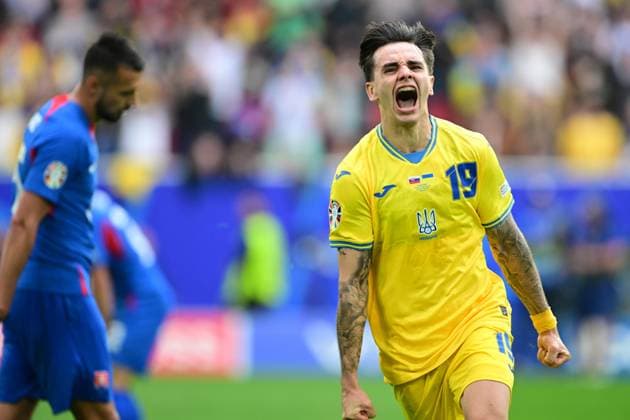 Mykola Shaparenko a goal celebrate during UEFA EURO, EM, Europameisterschaft,Fussball 2024 match, Slovakia - Ukraine, 21.june 2024 Dusseldorf Germany Copyright: xx DSC_7006