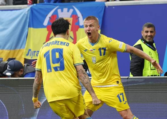 Dusseldorf, Germany, 21st June 2024. Goalscore Mykola Shaparenko of Ukraine celebrates with provider Oleksandr Zinchenko of Ukraine during the UEFA European Championships match at Dusseldorf Arena, Dusseldorf. Picture credit should read: David Klein Sportimage EDITORIAL USE ONLY. No use with unauthorised audio, video, data, fixture lists, club league logos or live services. Online in-match use limited to 120 images, no video emulation. No use in betting, games or single club league player publications. SPI-3201-0058