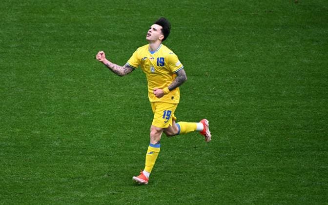 Football, European Championship, EURO 2024, Group E, Merkur Spiel Arena Düsseldorf Slovakia Ukraine Cheers Mykola Shaparenko UKR after his goal for 1 1 Cheers, joy, action