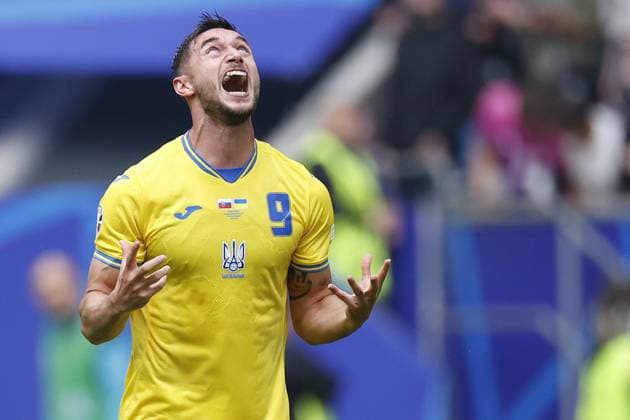 DUSSELDORF, Dusseldorf Arena , 21-06-2024 , European Football Championship Euro2024, Group stage match no.21 between Slovakia and Ukraine, Ukraine player Romam Yaremchuk after scoring 1-2 Slovakia - Ukraine  x25552022x Copyright: