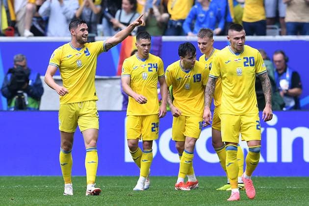 Soccer UEFA EURO 2024 Group Stage 2 Matchday Slovakia Ukraine on 21 06 2024 at Düsseldorf Arena in Düsseldorf Goal celebration Cheering Goal for 1 2 by Roman Yaremchuk Jaremtschuk Ukraine xRx
