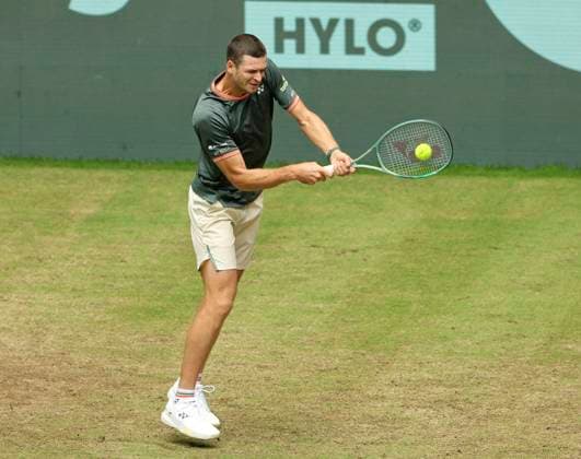 photo Hubert HURKACZ POL defeats his opponent Marcos GIRON USA Tennis Tournament Terra Wortmann Cup at Gerry Weber Sportpark OWL Arena in Halle Westfalen Fr 21 06 2024