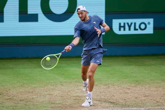 Jan Lennard Struff Germany controls the ball, TERRA WORTMANN Open 2024, Jannik Sinner vs Jan Lennard Struff, Gerry Weber Stadium, 21 06 2024, Halle, Germany