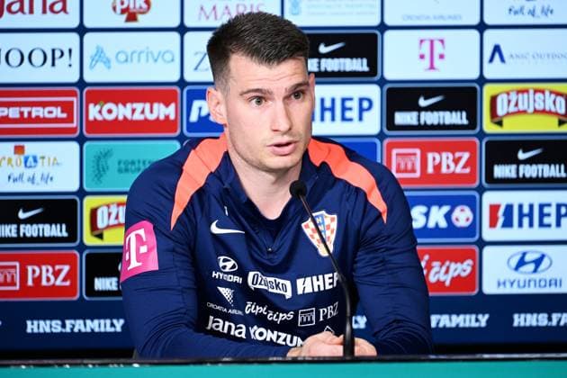 Neuruppin, Germany, 210624. Croatian national team, Nationalteam members Dominik Livakovic and Bruno Petkovic at the media conference of the Croatian national football team at UEFA EURO, EM, Europameisterschaft,Fussball 2024 European Football Championship. Photo: Ante Cizmic CROPIX Croatia Copyright: xxAntexCizmicx xCROPIXx petkovic_livakovic2-210624