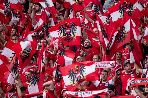 UEFA EURO 2024 Poland Austria 21 06 2024 Fans of Austria UEFA EURO 2024 Poland Austria Olympiastadion, Berlin 21 06 2024 Copyright: xBEAUTIFULxSPORTS Buriakovx