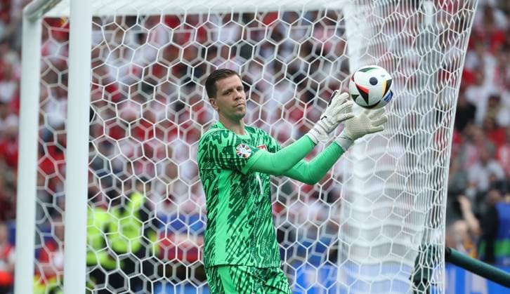 Goalkeeper Wojciech Szczesny action upper body Sport Football Soccer European Championship Euro 2024 European Championship Men Season 2023 2024 21 06 2024 Poland POL vs Austria AUT in Berlin DFL regulations prohibit any use of photographs as image sequences and or quasi video