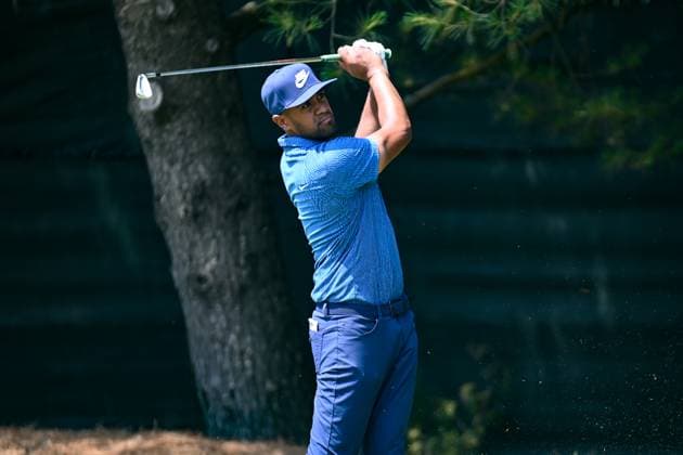 Friday June 21, 2024: Tony Finau watches his tee shot on the 8th hole during the second round of the Travelers Golf Championship in Cromwell, Connecticut. CSM Cromwell USA - ZUMAc04_ 20240621_zma_c04_015 Copyright: xGregoryxVasilx