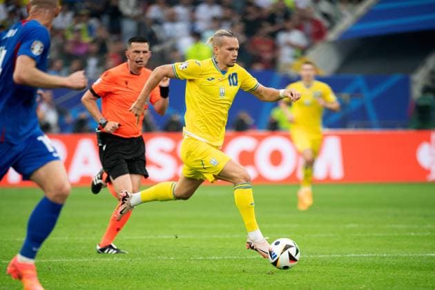 Mudryk Mykhailo MUDRYK UKR action, single action, group stage group E Slovakia SVK Ukraine UKR 1 2 on 21 06 2024 Arena Duesseldorf, Duesseldorf Arena, Football UEFA EURO 2024 GERMANY from 14 06 2024 14 07 2024 Â