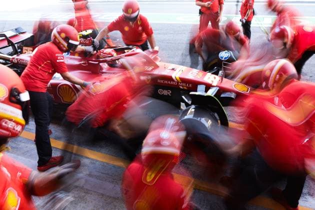 F1 Spanish Grand Prix 2024 Practice 2 Carlos Sainz of Ferrari during second practice ahead of the Formula 1 Spanish Grand Prix at Circuit de Barcelona-Catalunya in Barcelona, Spain on June 21, 2024. Barcelona Spain  Copyright: xJakubxPorzyckix originalFilename:porzycki-f1spanis240621_npe8a.jpg
