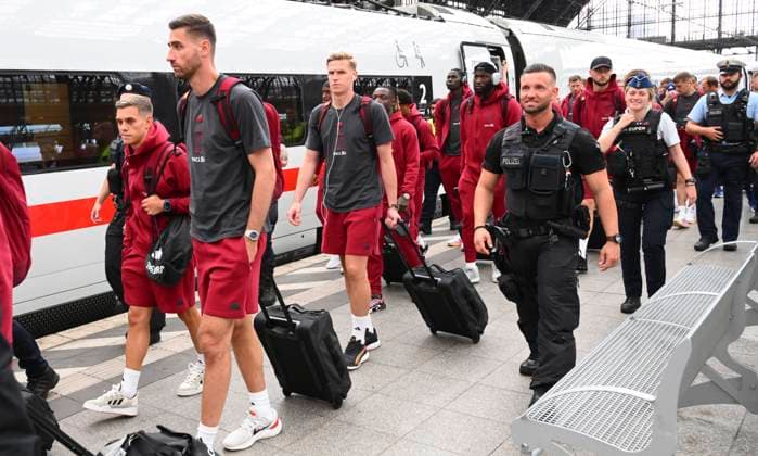 Belgium Media Activities - UEFA EURO, EM, Europameisterschaft,Fussball 2024 21 06 2024 COLOGNE, GERMANY - JUNE 21 : Casteels Koen goalkeeper of Belgium, Kaminski Thomas goalkeeper of Belgium pictured during team arrival at the railway station ahead of the UEFA EURO 2024 European Football Championship tournament group E stage match between Belgium and Romania at Cologne Stadium on June 21, 2024 in Cologne, Germany, 21 06 2024 Cologne Germany  Copyright: xVincentxKalutx