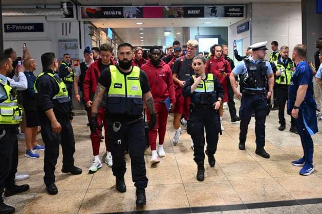 Belgium Media Activities - UEFA EURO, EM, Europameisterschaft,Fussball 2024 21 06 2024 COLOGNE, GERMANY - JUNE 21 : De Ketelaere Charles midfielder of Belgium pictured during team arrival at the railway station ahead of the UEFA EURO 2024 European Football Championship tournament group E stage match between Belgium and Romania at Cologne Stadium on June 21, 2024 in Cologne, Germany, 21 06 2024 Cologne Germany  Copyright: xVincentxKalutx