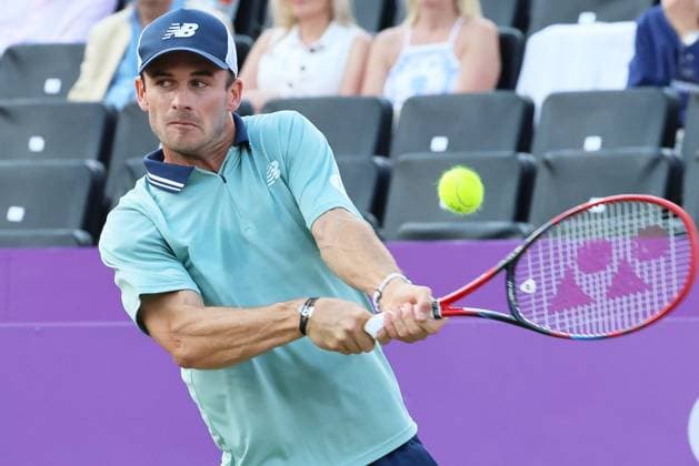 TENNIS - ATP, Tennis Herren Queen s Club Championships 2024 LONDON,ENGLAND,21.JUN.24 - TENNIS - ATP World Tour, Queen s Club Championships. Image shows Tommy Paul (USA).  GEPAxpictures xAlanxGrieves