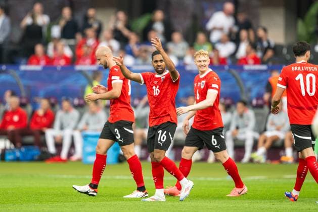 Poland v Austria, UEFA EURO, EM, Europameisterschaft,Fussball 2024, Berlin, Germany Berlin, Germany. 21st, June 2024. Phillipp Mwene (16) of Austria celebrates after Gernot Trauner scores for 0-1 during the UEFA Euro 2024 match in Group D between Poland and Croatia at Olympiastadion in Berlin. Berlin Germany  Copyright: xGonzalesxPhoto FrederikkexJensenx