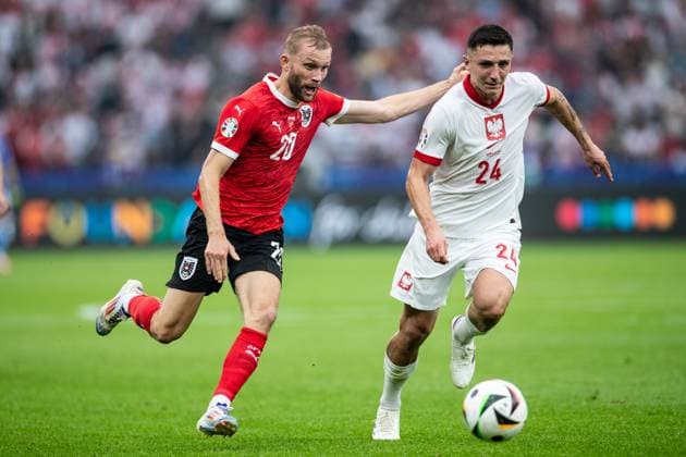 UEFA EURO 2024 Poland Austria 21 06 2024 Kondar Laimer Austria, 20 , Bartosz Slisz Poland, 24 UEFA EURO 2024 Poland Austria Olympiastadion, Berlin 21 06 2024 Copyright: xBEAUTIFULxSPORTS Buriakovx