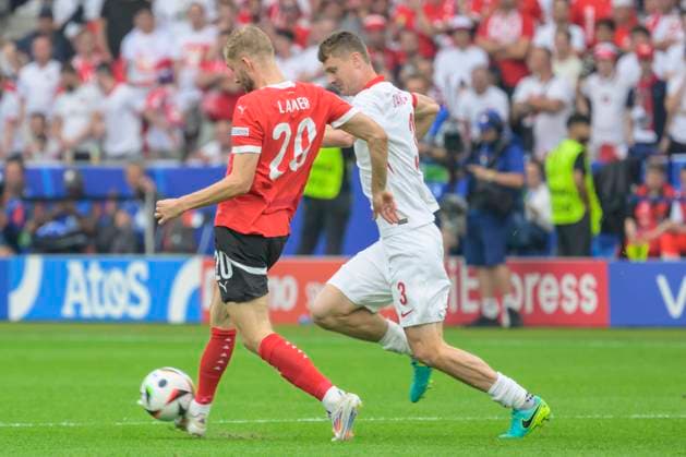 GER, Berlin, Football, Poland vs Austria, Group D, Group stage, UEFA EURO 2024, MD3, SP, Olympia Stadion Berlin, v l Konrad Laimer Austria , Pawel Dawidowicz Poland , duel, action, fight, fights for the ball, 21 06 2024, Copyright: HMBxMedia UwexKoch