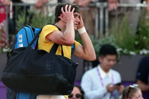 21st June 2024; Cinch Championships, Queens Club, West Kensington, London, England: Cinch Championships Queens Club, Day 5; A dejected Jack Draper (GBR) after he loses his mens quarterfinal match against Tommy Paul (USA)  ActionPlus12657906 ShaunxBrooks