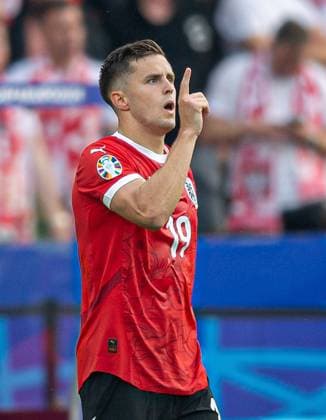 Football, Men, Season 2023 24, Euro 2024 Group D 2 Matchday in Berlin, Poland Austria, Christoph Baumgartner Austria , cheering after scoring 1 2, 21 06 2024, Copyright: xSebastianxRäppold MatthiasxKochx