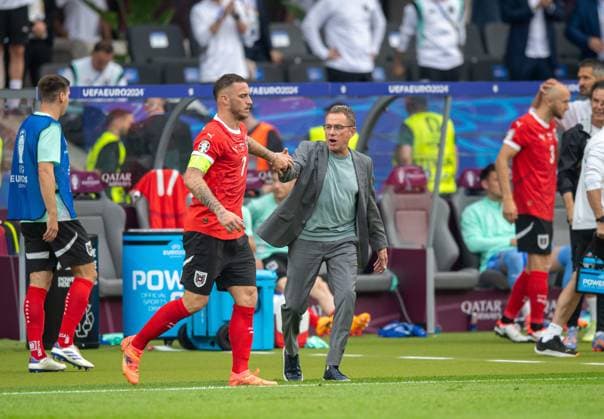 Football, Men, Season 2023 24, Euro 2024 Group D 2 Matchday in Berlin, Poland Austria, f l Marko Arnautovic Austria , Coach Ralf Rangnick Austria , Cheering after goal to 1 3, 21 06 2024, Copyright: xSebastianxRäppold MatthiasxKochx
