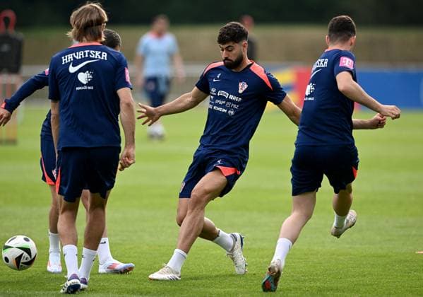 UEFA EURO, EM, Europameisterschaft,Fussball 2024: Croatia training session Josko Gvardiol of Croatia during the training session at Volksparkstadion in Neuruppin, Germany on June 21, 2024. MarkoxLukunic PIXSELL