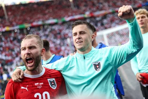 SOCCER - UEFA EURO, EM, Europameisterschaft,Fussball 2024 BERLIN,GERMANY,21.JUN.24 - UEFA EURO 2024, group stage, Austria vs Poland. Image shows the rejoicing of Konrad Laimer and Christoph Baumgartner (AUT).  GEPAxpictures xArminxRauthner