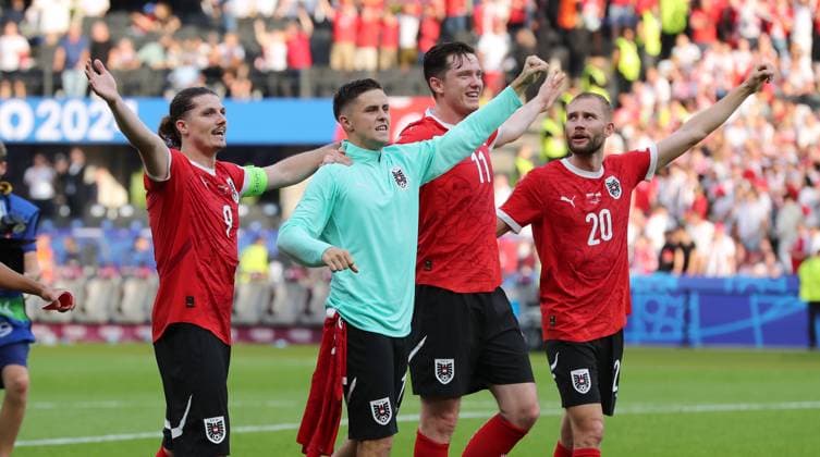 Marcel Sabitzer, Christoph Baumgartner, Michael Gregoritsch, Konrad Laimer cheering after the end of the match 1 3 victory joy emotion jubilation sport football soccer European Championship Euro 2024 European Championship men season 2023 2024 21 06 2024 Poland POL vs Austria AUT in Berlin DFL regulations prohibit any use of photographs as image sequences and or quasi video