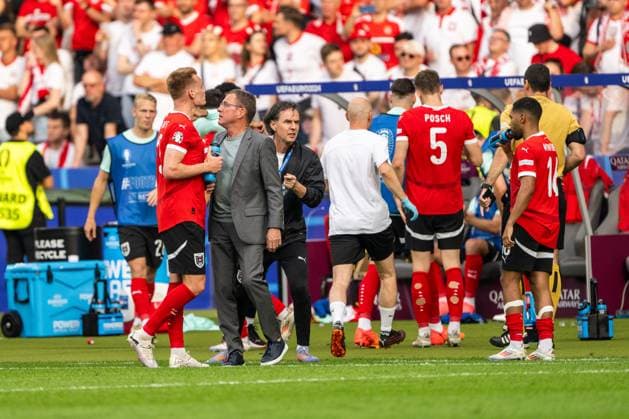 Poland v Austria, UEFA EURO, EM, Europameisterschaft,Fussball 2024, Berlin, Germany Berlin, Germany. 21st, June 2024. Head coach Ralf Rangnick of Austria seen with Philipp Lienhart (15) during the UEFA Euro 2024 match in Group D between Poland and Croatia at Olympiastadion in Berlin. Berlin Germany  Copyright: xGonzalesxPhoto FrederikkexJensenx