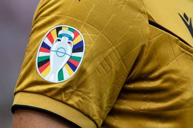 UEFA EURO 2024 Poland Austria 21 06 2024 Symbolic image, UEFA EURO 2024 logo on the jersey of referee UEFA EURO 2024 Poland Austria Olympiastadion, Berlin 21 06 2024 Copyright: xBEAUTIFULxSPORTS Buriakovx