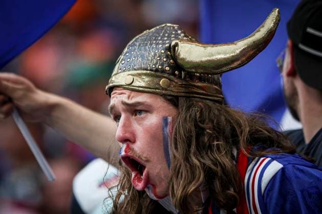 Bilder des Jahres 2024, Sport 06 Juni Sport Themen der Woche KW25 Sport Bilder des Tages Supporters equipe de France – ambiance lors du match France vs Netherlands groupe D de l Euro 2024 FOOTBALL : France vs Netherlands- Euro 2024 Groupe D, Leipzig Stadium - 21 06 2024 ElyxandroCegarra Panoramic 