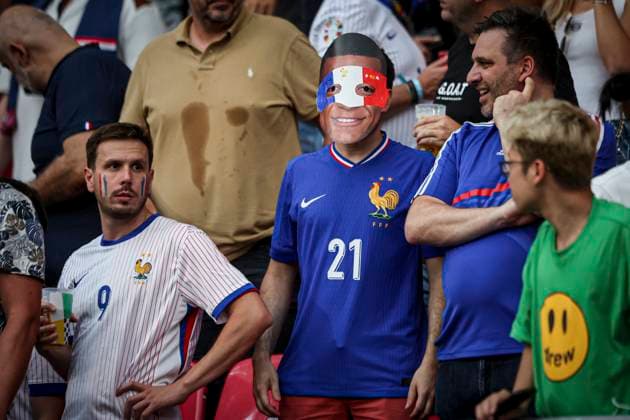 Supporters equipe de France – ambiance lors du match France vs Netherlands groupe D de l Euro 2024 FOOTBALL : France vs Netherlands- Euro 2024 Groupe D, Leipzig Stadium - 21 06 2024 ElyxandroCegarra Panoramic 