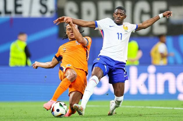 Netherlands v France: Group D - UEFA EURO, EM, Europameisterschaft,Fussball 2024 Nathan Ake of Netherlands battles for the ball with Ousmane Dembele of France during the UEFA EURO 2024 group stage match between Netherlands and France at Football Stadium Leipzig on June 21, 2024 in Leipzig, Germany. SanjinxStrukic PIXSELL