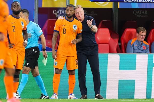 Netherlands v France: Group D - UEFA EURO, EM, Europameisterschaft,Fussball 2024 Head Coach of Netherlands Ronald Koeman gives instructions to Georginio Wijnaldum of Netherlands during the UEFA EURO 2024 group stage match between Netherlands and France at Football Stadium Leipzig on June 21, 2024 in Leipzig, Germany. SanjinxStrukic PIXSELL