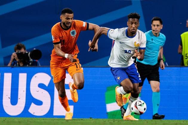 UEFA EURO 2024 Netherlands France 21 06 2024 duel Cody Gakpo Netherlands, 11 , Kingsley Coman France, 20 UEFA EURO 2024 Netherlands France Leipzig Stadium, Leipzig on 21 06 2024 Copyright: xBEAUTIFULxSPORTS Wunderlx