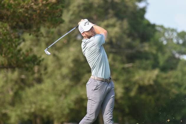 Friday June 21, 2024: Sam Burns watches his tee shot on the 5th hole during the second round of the Travelers Golf Championship in Cromwell, Connecticut. CSM Cromwell USA - ZUMAc04_ 20240621_zma_c04_005 Copyright: xGregoryxVasilx