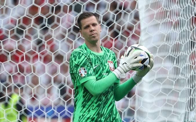 Goalkeeper Wojciech Szczesny action upper body Sport Football Soccer European Championship Euro 2024 European Championship Men Season 2023 2024 21 06 2024 Poland POL vs Austria AUT in Berlin DFL regulations prohibit any use of photographs as image sequences and or quasi video
