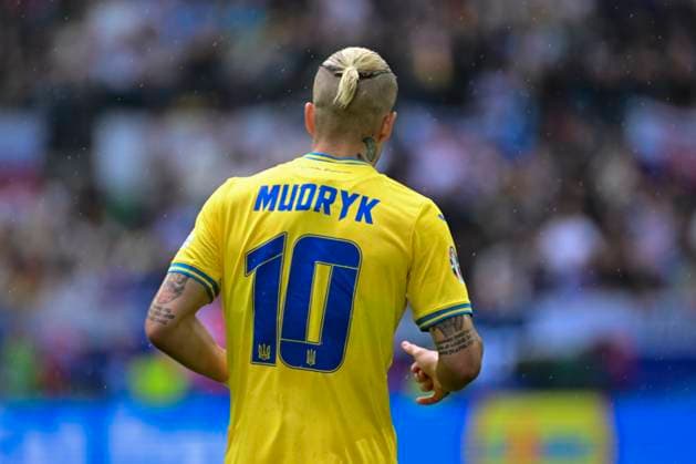 Mykhaylo Mudryk 10 Ukraine , Slovakia vs Ukraine, Football, UEFA Euro 2024, Group stage, Matchday 2, 21 06 2024 Düsseldorf Nordrhein Westfalen Germany Copyright: xkolbert-press MarcxNiemeyerx