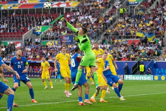 Goalkeeper Anatoliy TRUBIN UKR Parade, Action, Group stage Group E Slovakia SVK Ukraine UKR 1 2 on 21 06 2024 Arena Duesseldorf, Duesseldorf Arena, Football UEFA EURO 2024 GERMANY from 14 06 2024 14 07 2024 Â