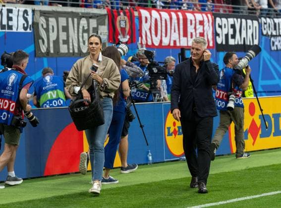Football, men, 2023 24 season, UEFA Euro 2024, Group D 2 matchday in Leipzig, Netherlands France, 0 0 , f l v l presenter Esther Sedlaczek ARD , expert Bastian Schweinsteiger, 21 06 2024, Copyright: xMatthiasxKochx