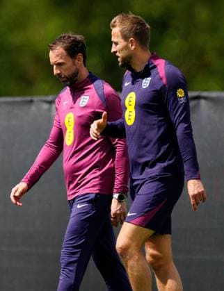 England manager Gareth Southgate and Harry Kane of England England Training Session and press conference, PK, Pressekonferenz UEFA European Championship, EM, Europameisterschaft 2024, Group C, Football, Spa & Golf Resort Weimarer Land, Blankenhain, Germany, 22 Jun 2024 EDITORIAL USE ONLY No use with unauthorised audio, video, data, fixture lists, club league logos or live services. Online in-match use limited to 120 images, no video emulation. No use in betting, games or single club league player publications. Copyright: xDavexShopland Shutterstockx 14548012n