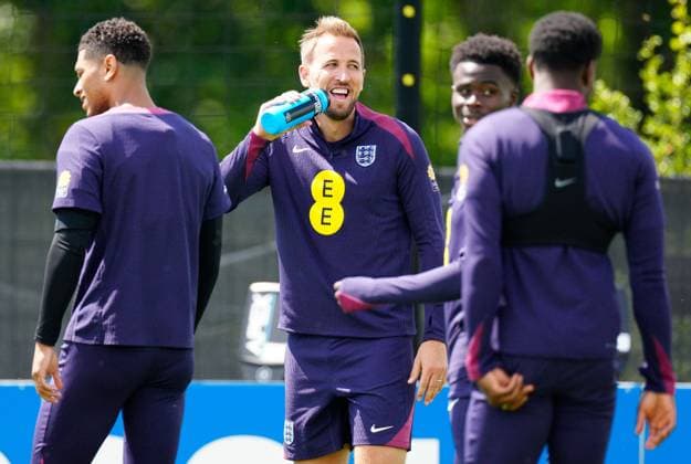 Harry Kane of England England Training Session and press conference, PK, Pressekonferenz UEFA European Championship, EM, Europameisterschaft 2024, Group C, Football, Spa & Golf Resort Weimarer Land, Blankenhain, Germany, 22 Jun 2024 EDITORIAL USE ONLY No use with unauthorised audio, video, data, fixture lists, club league logos or live services. Online in-match use limited to 120 images, no video emulation. No use in betting, games or single club league player publications. Copyright: xDavexShopland Shutterstockx 14548012am