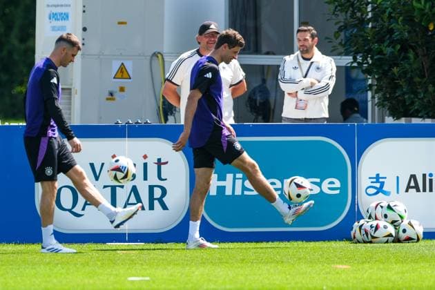 Thomas Mueller Germany , 13 and Pascal Groß Germany , 05 on the ball, GER, EURO 2024, final training Germany, before Switzerland vs. Germany, European Football Championship, Herzogenaurach, 22 06 2024 GER, EURO 2024, final training Germany, before Switzerland vs. Germany, European Football Championship, Herzogenaurach, 22 06 2024 Herzogenaurach Copyright: xEibner-Pressefoto FlorianxWieganx EP_FWD