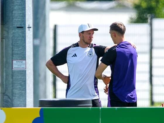 Julian Nagelsmann Germany , Coach Speaks with Nico Schlotterbeck Germany 15 , GER, EURO 2024, Final training Germany, before Switzerland vs. Germany, European Football Championship, Herzogenaurach, 22 06 2024 GER, EURO 2024, Final training Germany, before Switzerland vs. Germany, European Football Championship, Herzogenaurach, 22 06 2024 Herzogenaurach Copyright: xEibner-Pressefoto FlorianxWieganx EP_FWD