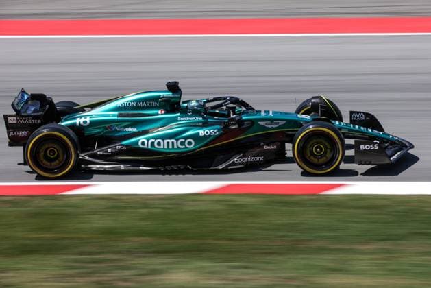 18 STROLL Lance (can), Aston Martin F1 Team AMR24, action during the Formula 1 Aramco Gran Premio de Espana 2024, 10th round of the 2024 Formula One World Championship, WM, Weltmeisterschaft from June 21 to 23, 2024 on the Circuit de Barcelona-Catalunya, in Montmeló, Spain - F1 - SPANISH GRAND PRIX 2024 DPPI Panoramic  240622_R10_SPAGNA_DP_XB5_5261